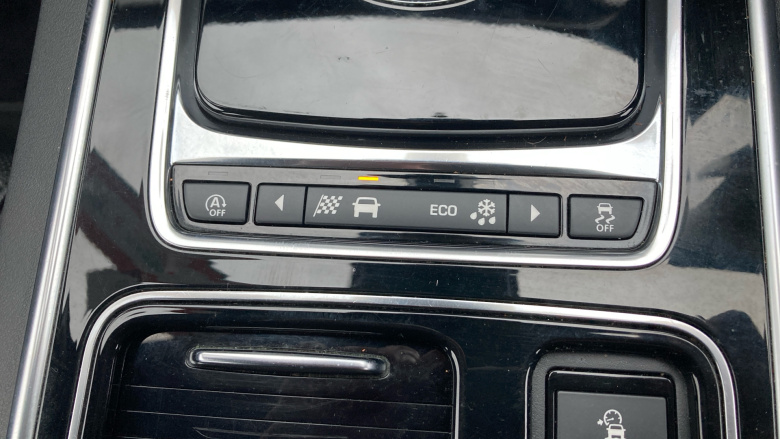 Jaguar XF 2.0d [180] R-Sport 4dr Auto Diesel Saloon